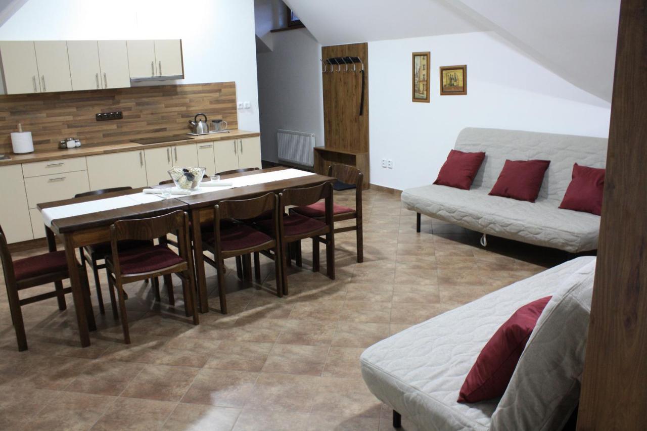 Areal Zavadilka Apartment *